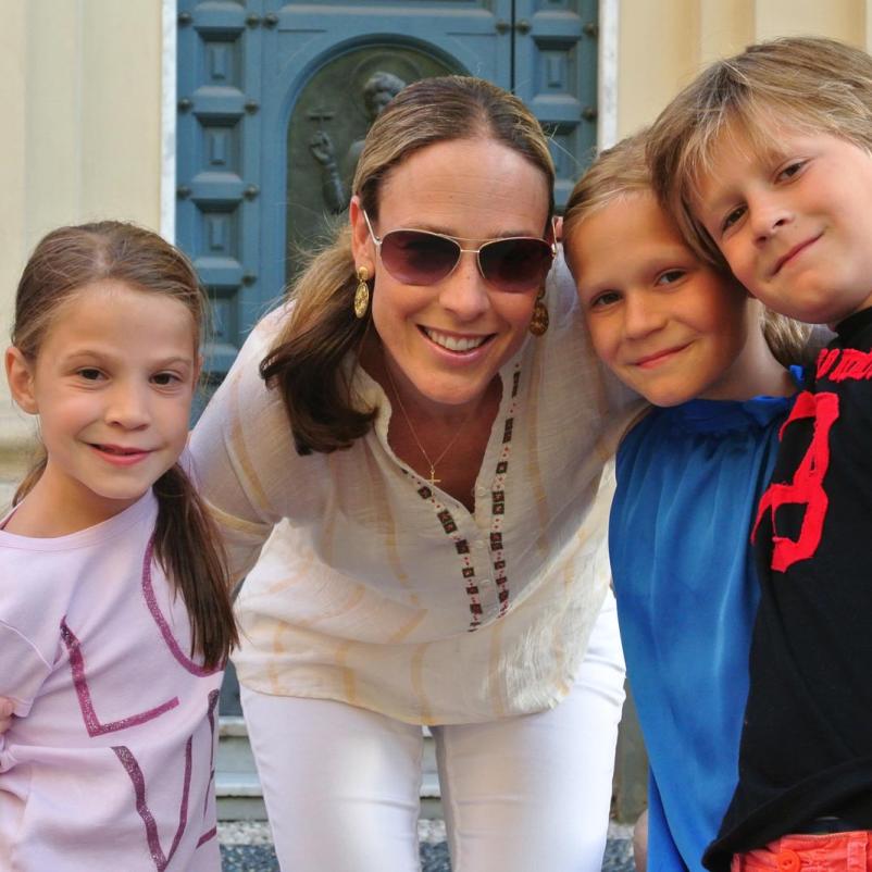 Vrouw met haar kinderen